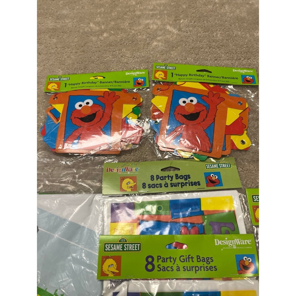 Vintage Sesame Street Elmo birthday party supplies - Picture 4 of 5